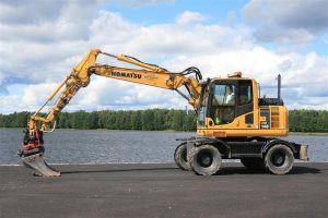 Komatsu PW 148
